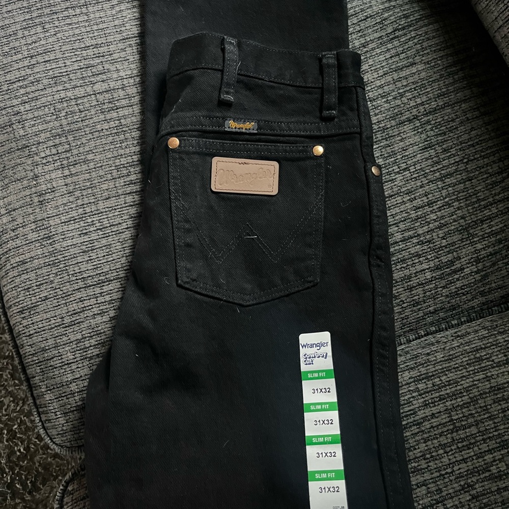 Men’s black wranglers. Brand new.